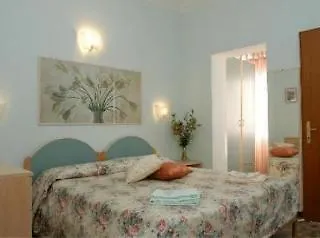 Hotel Etrusco 2*